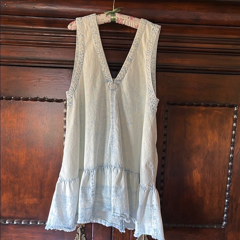 Light Blue Sleeveless Denim dress